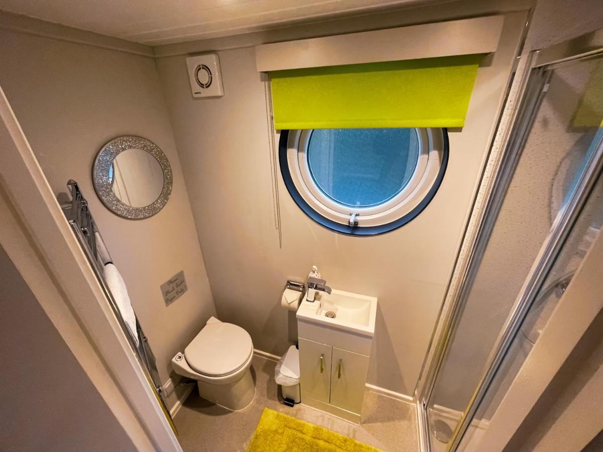 Apartmán Lady Florence, Maidstone A Unique River Boat With Castle Views Exteriér fotografie